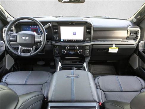 Used 2026 Ford F450 Platinum w/ FX4 Off-Road Package AWD/4WD image 16
