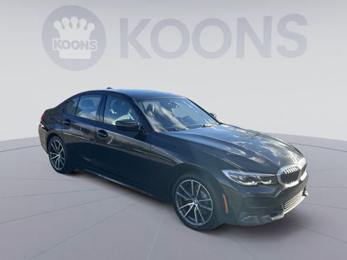 Used 2021 BMW 330i xDrive Sedan w/ Premium Package image 10