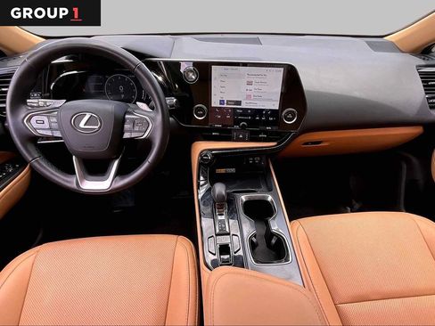 Used 2025 Lexus NX 250 FWD w/ Towing Package (2000 Lbs) image 13