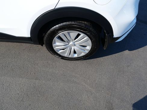Used 2023 Nissan Kicks S FWD image 34
