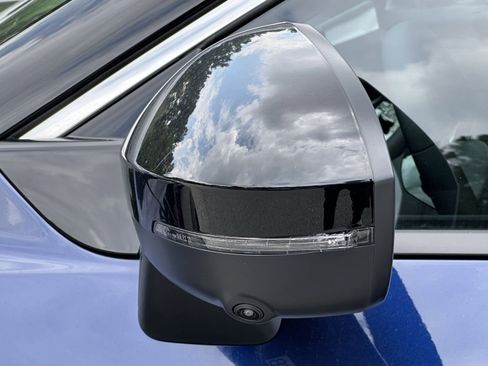 New 2025 Nissan Rogue SL w/ SL Premium Package image 30