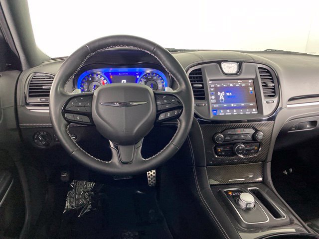 Used 2023 Chrysler 300 C RWD image 27