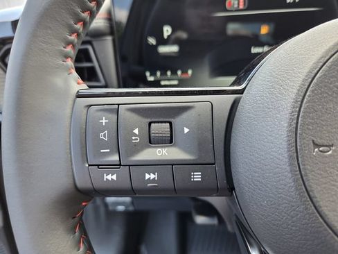 New 2026 Nissan Kicks SR FWD image 17