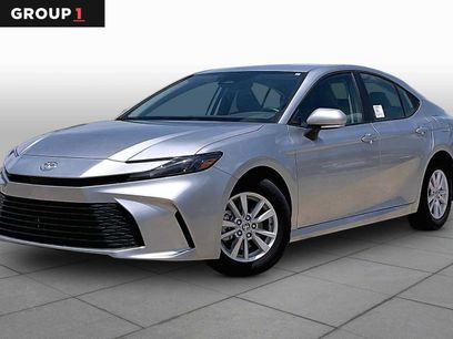 New 2026 Toyota Camry LE w/ Convenience Package