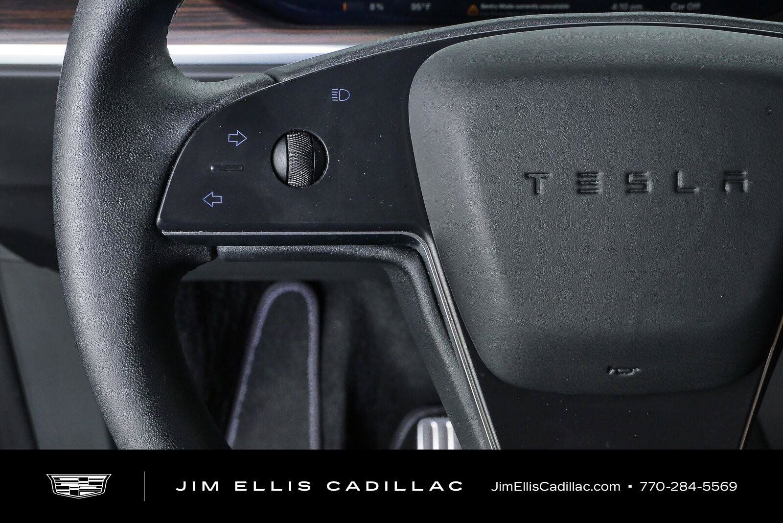 Used 2025 Tesla Model X AWD/4WD image 10