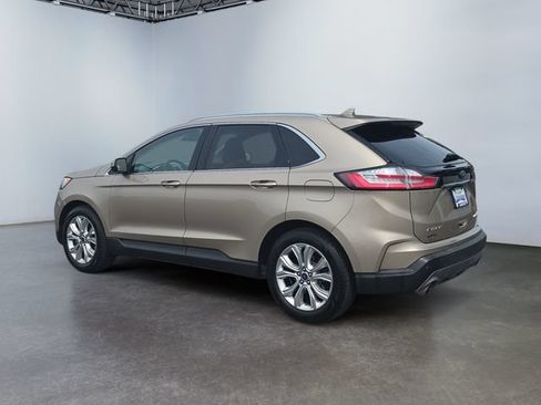 Used 2020 Ford Edge Titanium FWD image 3