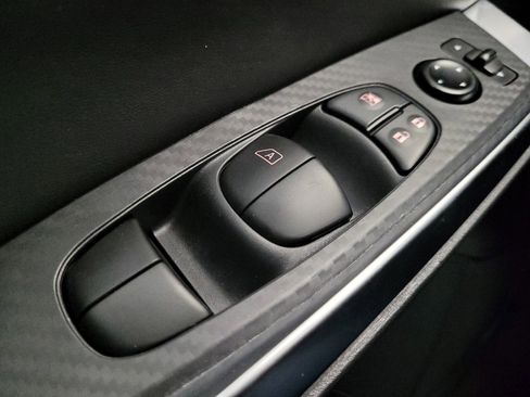 Used 2022 Nissan Sentra SR w/ Trunk Package image 27