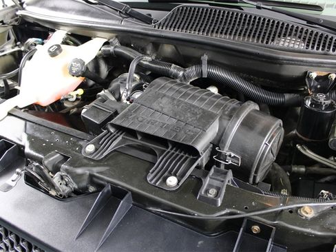 Used 2010 Chevrolet Express 3500 LT w/ LT Preferred Equipment Group image 11