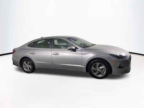 Certified 2023 Hyundai Sonata SE image 2