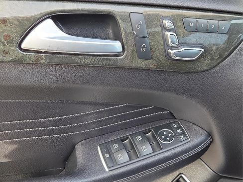 Used 2018 Mercedes-Benz GLE 350 image 13