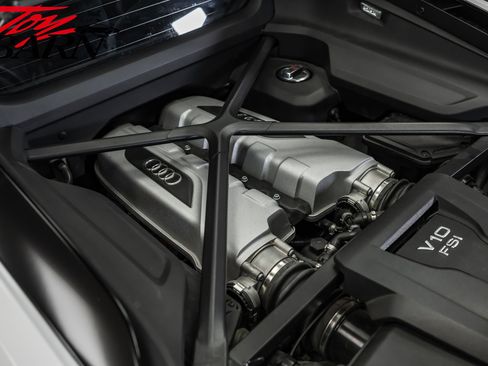 Used 2018 Audi R8 V10 image 53