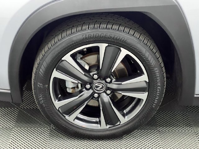 Certified 2023 Lexus UX 250h FWD w/ Accessory Package (Z2) image 23