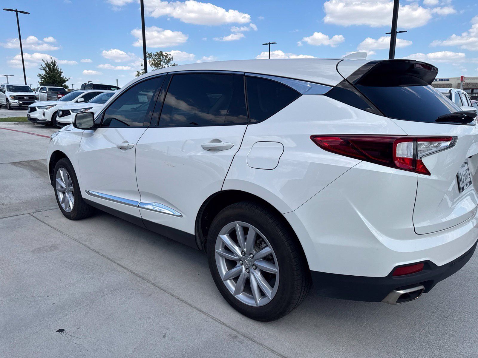 Used 2024 Acura RDX SH-AWD image 4