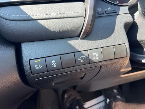 Used 2023 Toyota Camry XSE image 23