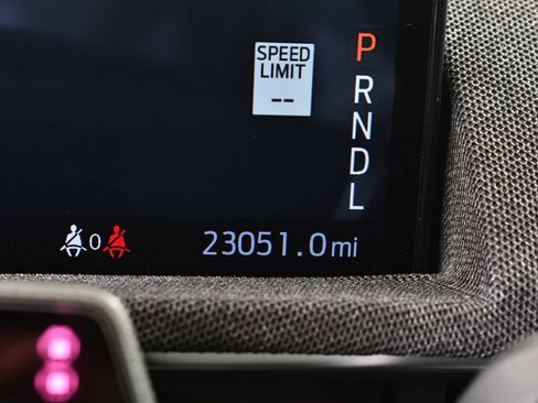 Used 2022 Ford Mustang Mach-E Premium image 27