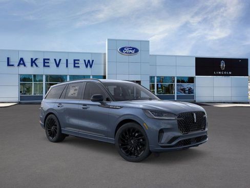 New 2026 Lincoln Aviator Reserve image 7