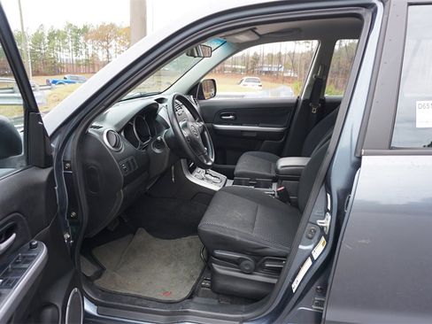 Used 2006 Suzuki Grand Vitara 2WD image 2