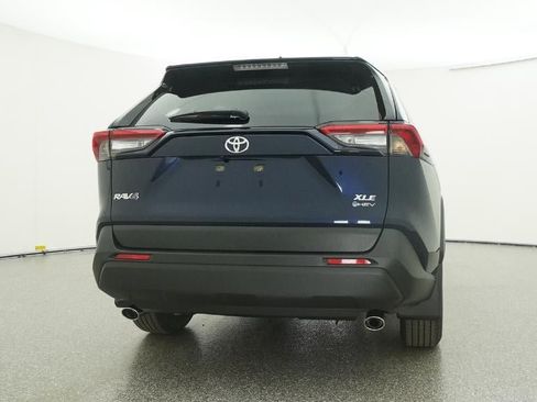 New 2025 Toyota RAV4 XLE image 23