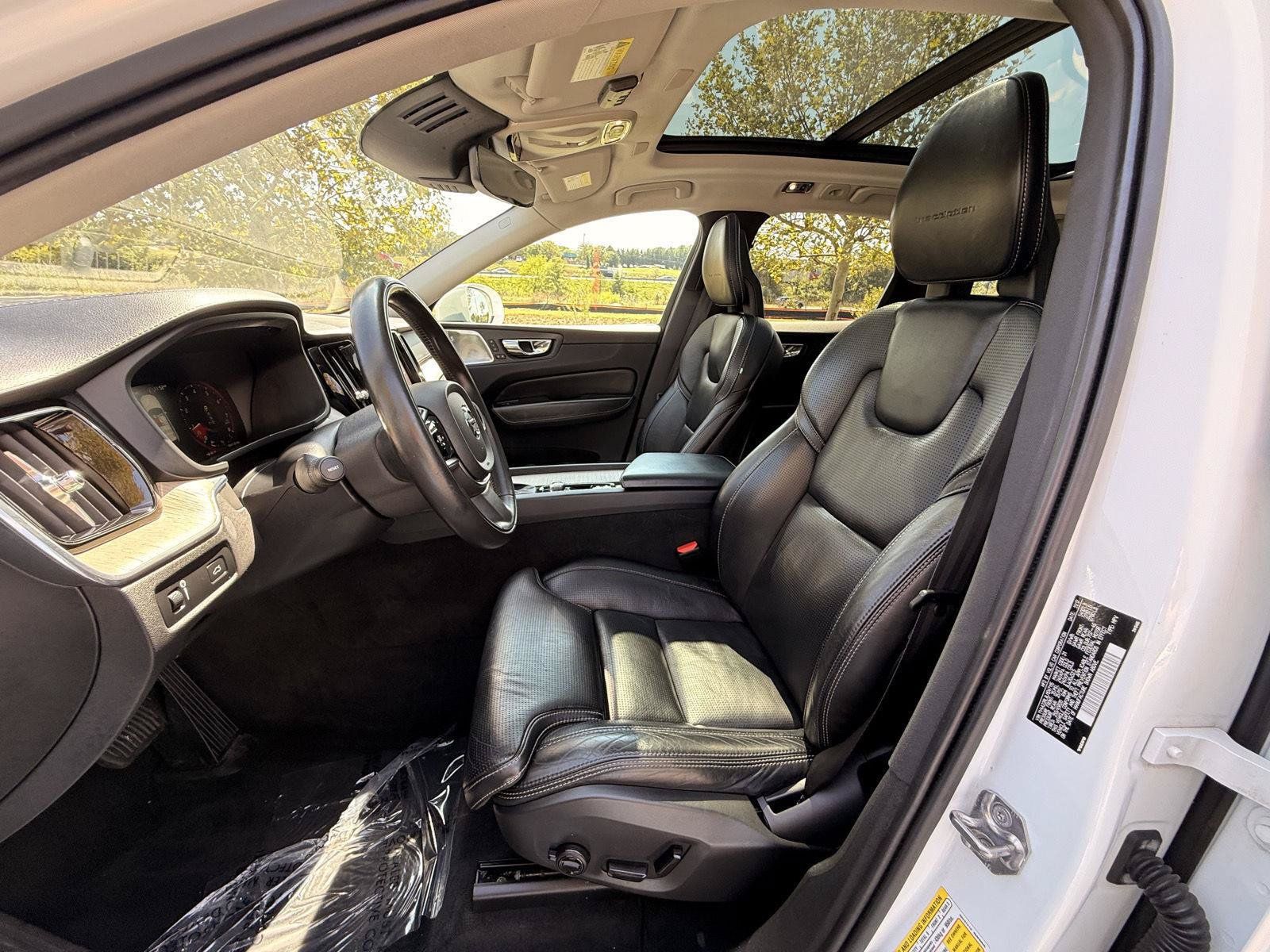 Used 2018 Volvo XC60 T6 Inscription AWD/4WD image 14