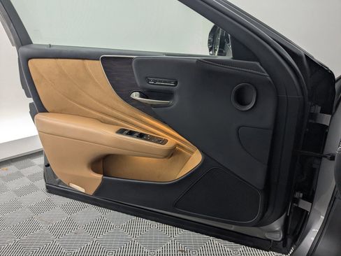 Used 2022 Lexus LS 500 LS 500 image 11