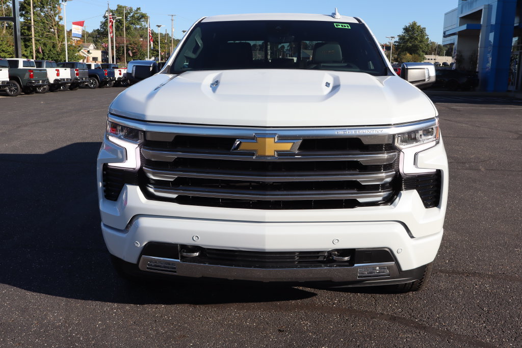New 2026 Chevrolet Silverado 1500 High Country w/ Technology Package AWD/4WD image 27