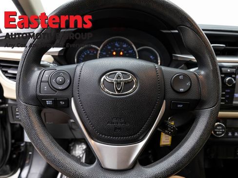 Used 2016 Toyota Corolla LE FWD image 10