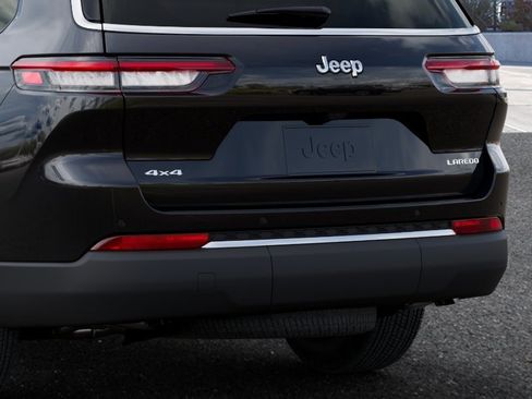 New 2026 Jeep Grand Cherokee L 4WD image 13