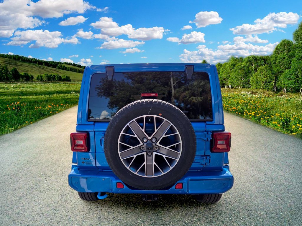 Certified 2023 Jeep Wrangler Unlimited Sahara AWD/4WD image 5
