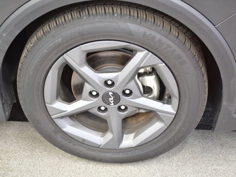 Used 2025 Kia K4 FWD image 35