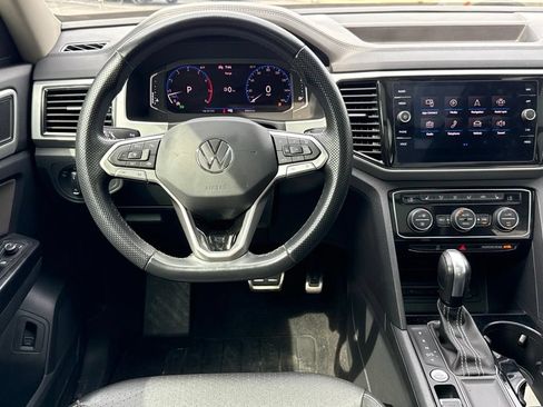 Used 2021 Volkswagen Atlas SEL R-Line FWD image 18