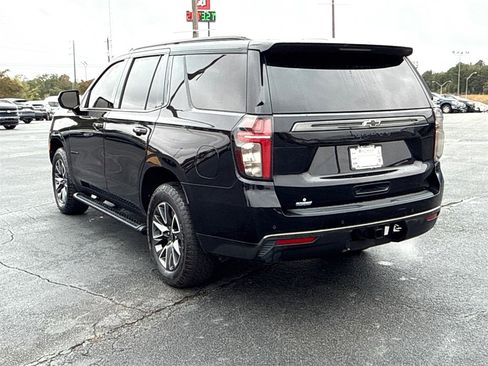Used 2021 Chevrolet Tahoe Z71 w/ Rear Media and Nav Package image 5