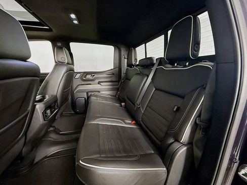 Used 2022 GMC Sierra 1500 AT4X image 26