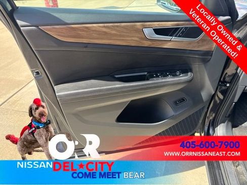 Used 2025 Volkswagen Atlas SE FWD image 17