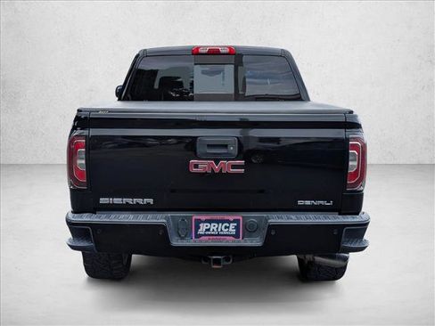 Used 2017 GMC Sierra 1500 Denali w/ Denali Ultimate Package AWD/4WD image 7