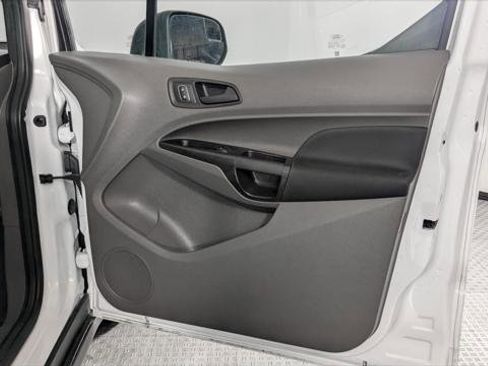 Used 2020 Ford Transit Connect XL image 19