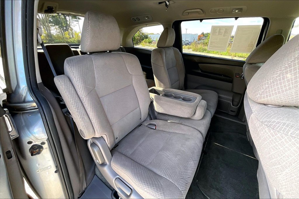 Used 2016 Honda Odyssey EX image 27