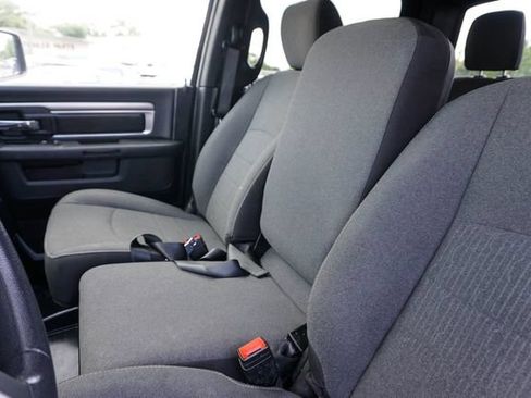 Used 2024 RAM 1500 Warlock AWD/4WD image 15