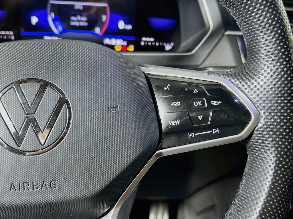 Used 2024 Volkswagen Tiguan SE R-Line FWD image 19