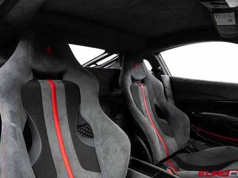 Used 2020 Ferrari 488 Pista Coupe image 45