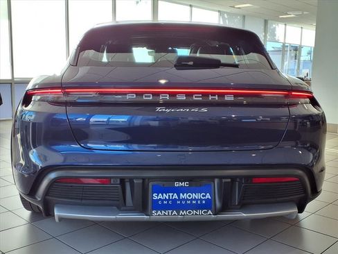 Used 2024 Porsche Taycan 4S AWD/4WD image 18