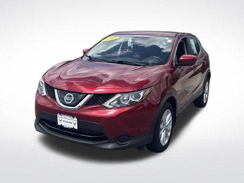 Used 2019 Nissan Rogue Sport S w/ Appearance Package AWD/4WD image 3