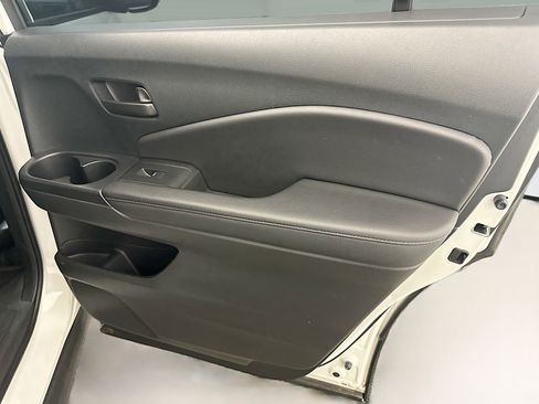 Used 2023 Honda Passport EX-L image 32