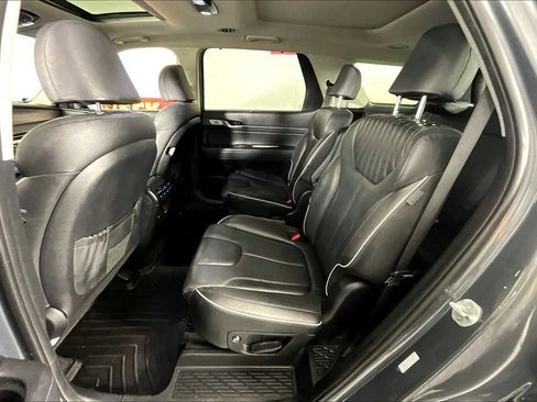 Used 2023 Hyundai Palisade Limited image 17