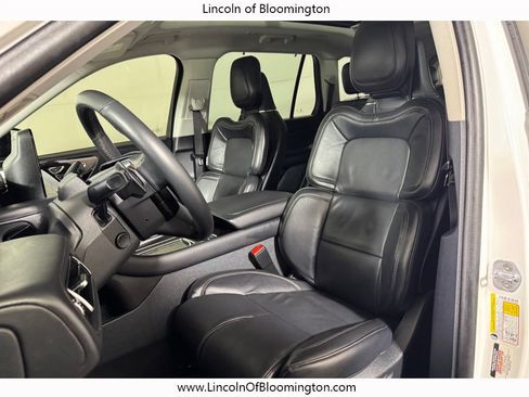 Used 2025 Lincoln Aviator Reserve w/ Equipment Group 201A AWD/4WD image 14