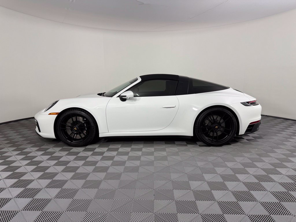Certified 2022 Porsche 911 Targa 4 GTS AWD/4WD image 2