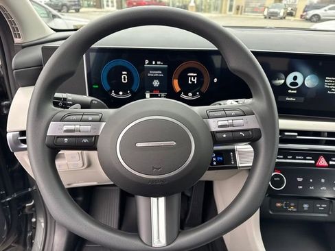 New 2026 Hyundai Tucson Blue SE image 16