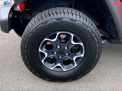 Used 2023 Jeep Wrangler Unlimited Rubicon 4xe w/ Safety Group AWD/4WD image 8