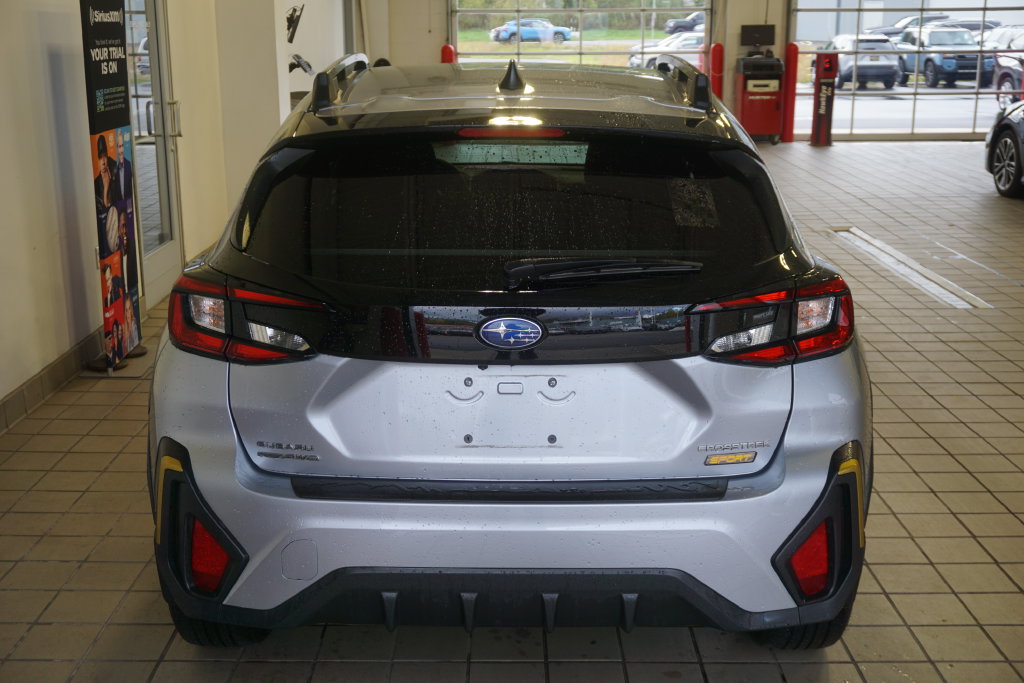 Used 2024 Subaru Crosstrek 2.5i Sport AWD/4WD image 16