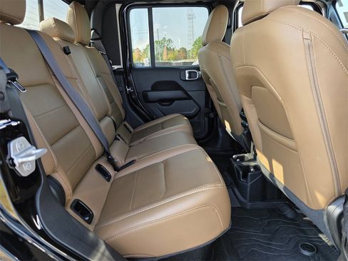 Used 2021 Jeep Gladiator Overland w/ Popular Equipment Package image 31