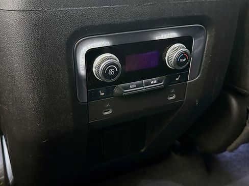 Used 2023 GMC Yukon AT4 w/ AT4 Premium Package image 29